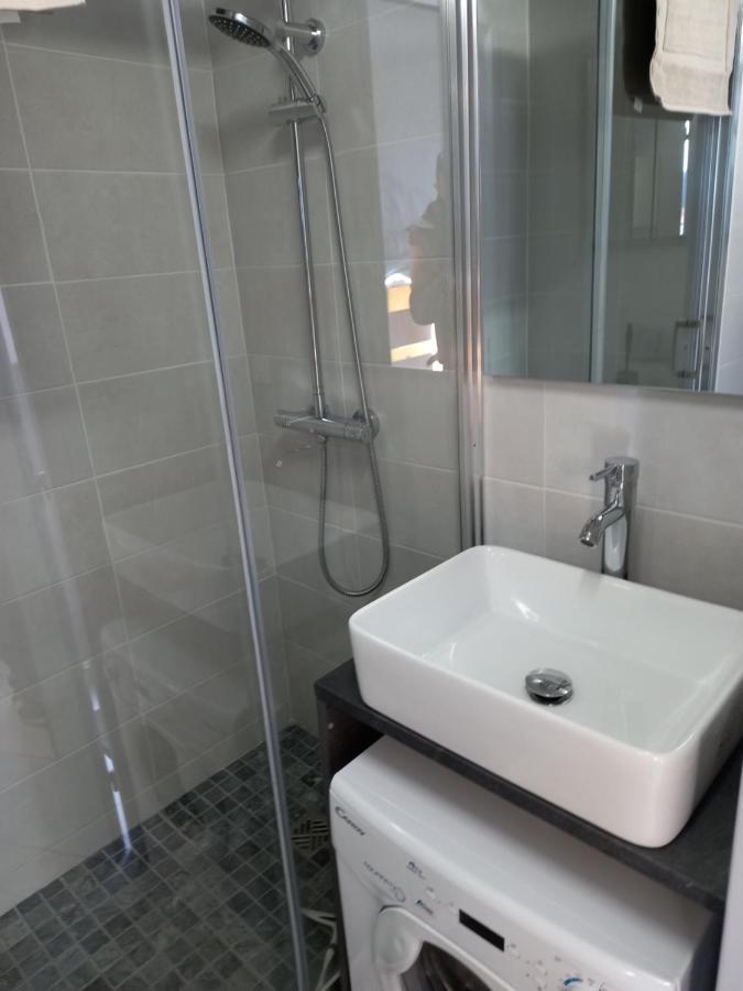Studio 6 pers, vu imprenable sur les bateaux Agde Extérieur photo